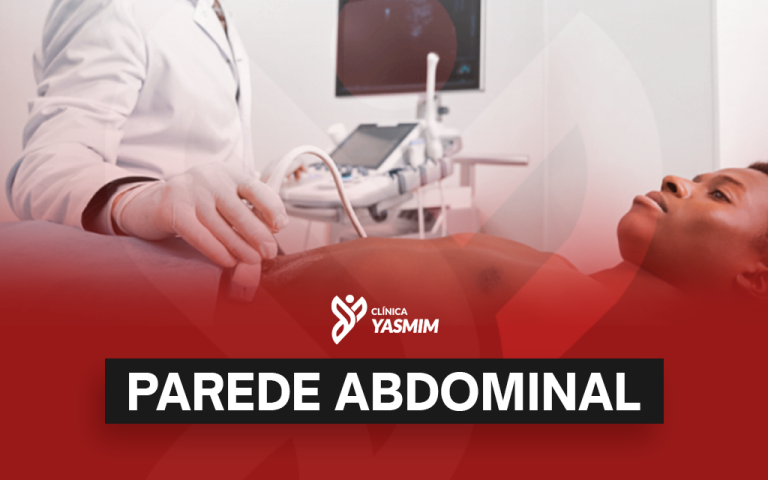 a imagem mostra um ultrassom abdominal sendo realizado