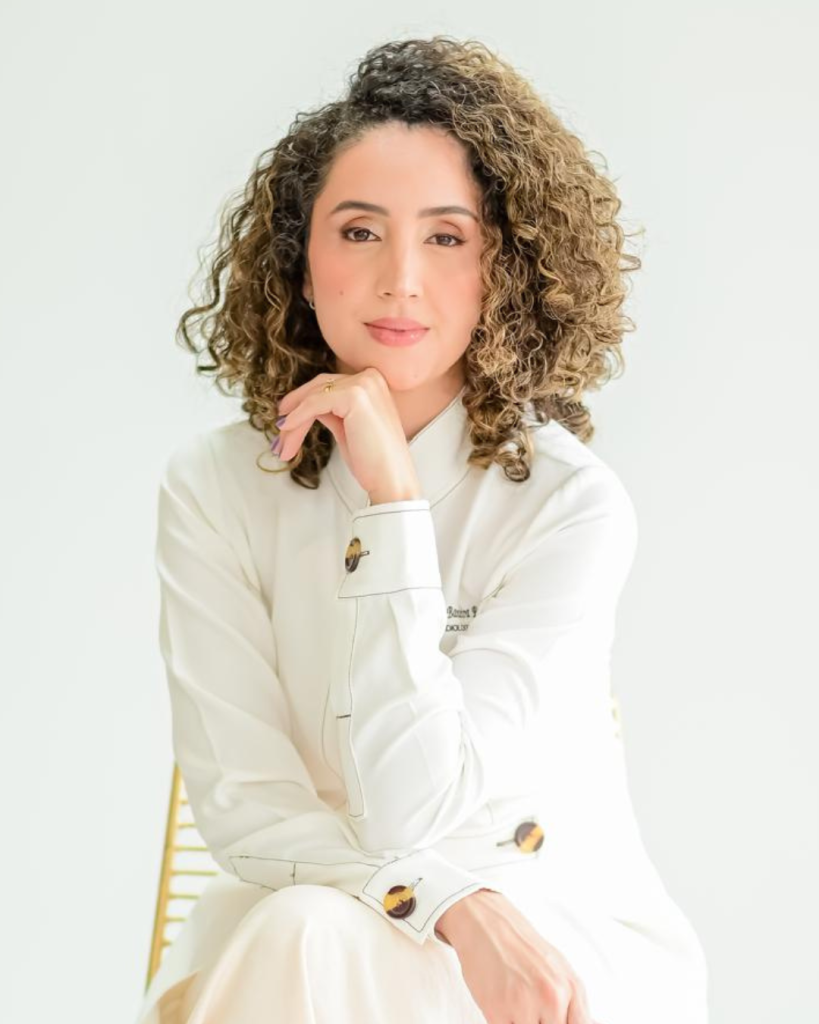 Dra. Flávia Bandeira